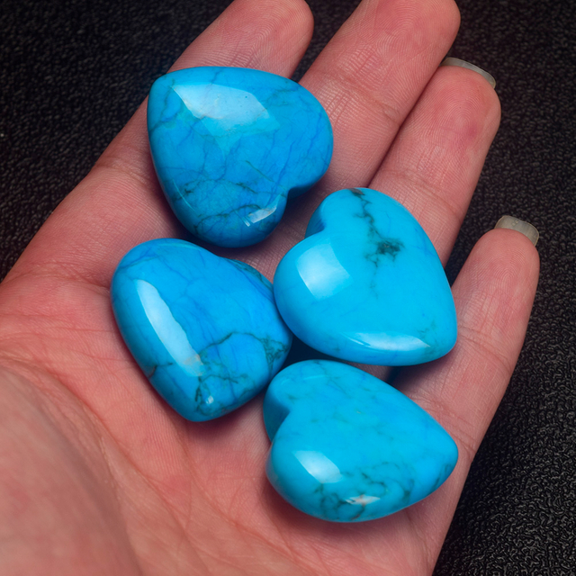 20mm 30mm 35mm Turquoise Heart Shape Gemstone Beads Natural Turquoise Crystal Hearts